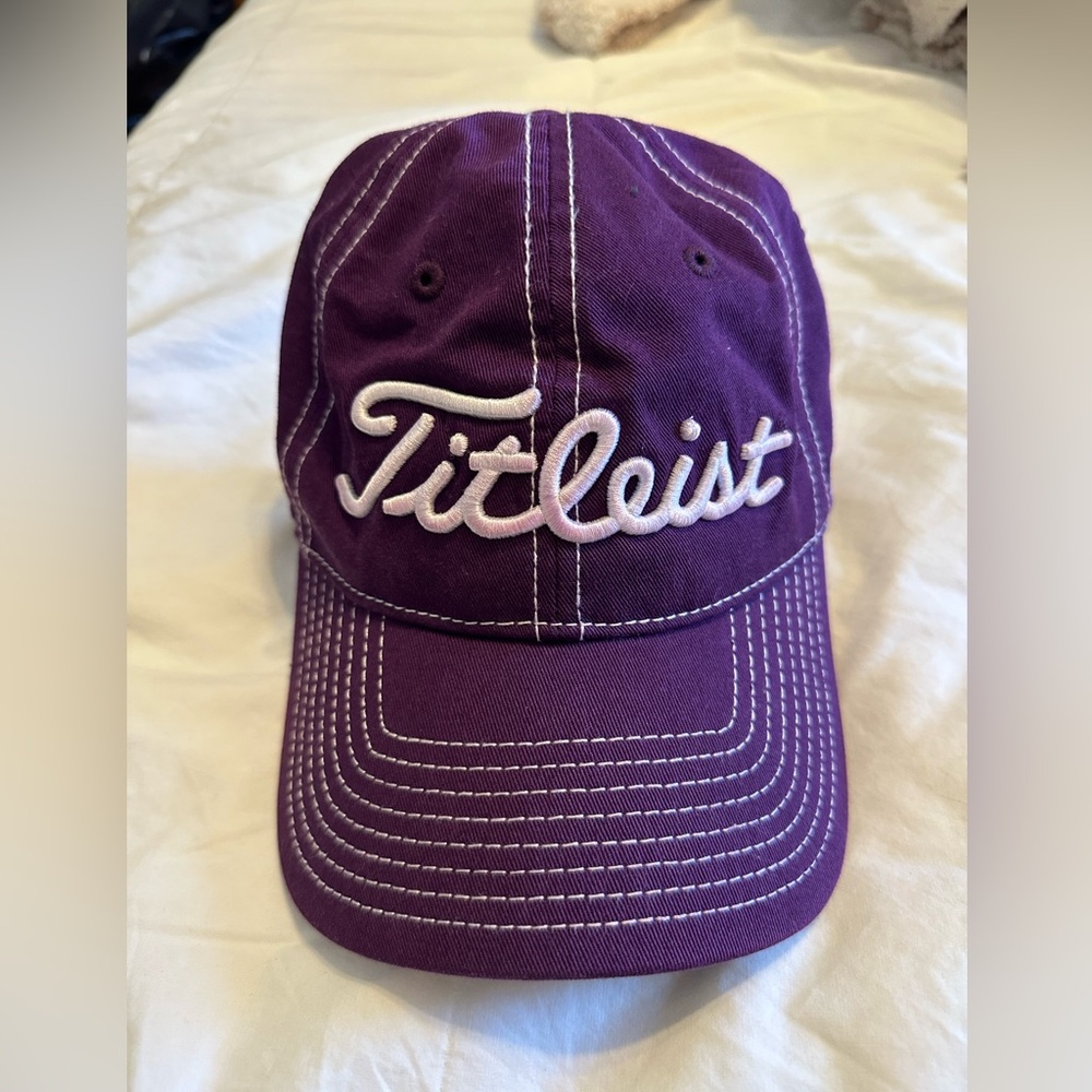 Titleist golf hat
